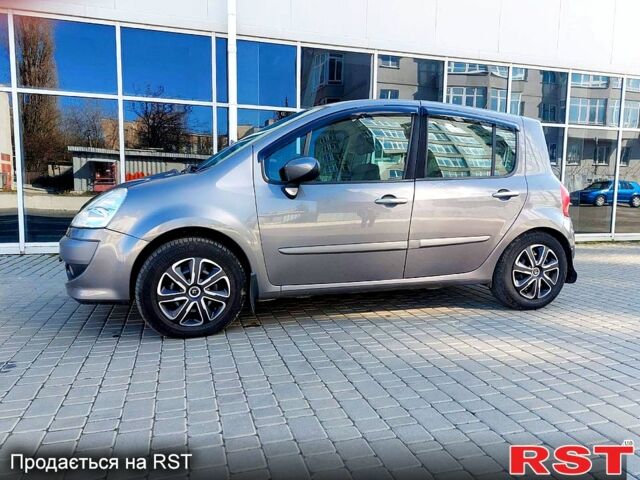 Серый Рено Модус, объемом двигателя 1.5 л и пробегом 243 тыс. км за 6800 $, фото 2 на Automoto.ua