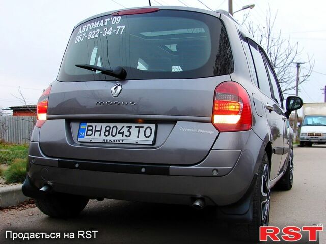 Сірий Рено Модус, об'ємом двигуна 1.5 л та пробігом 243 тис. км за 6799 $, фото 5 на Automoto.ua