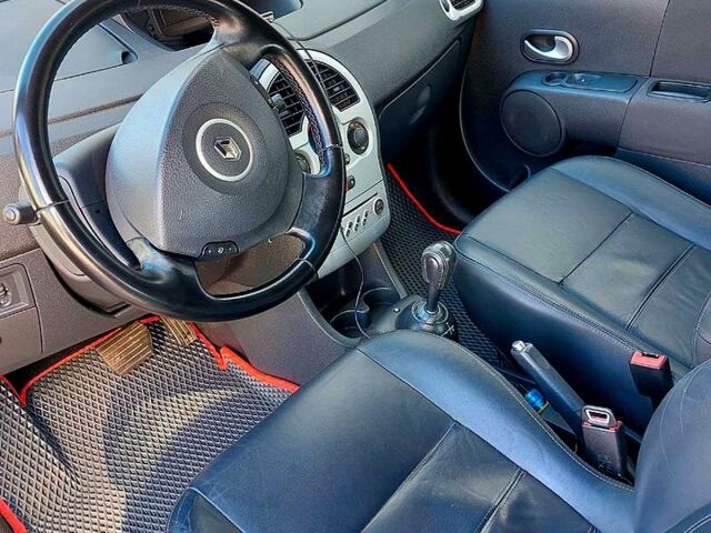 Серый Рено Модус, объемом двигателя 1.5 л и пробегом 243 тыс. км за 6800 $, фото 8 на Automoto.ua