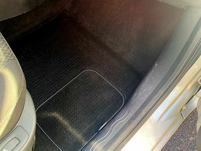 Серый Рено Модус, объемом двигателя 1.6 л и пробегом 178 тыс. км за 6700 $, фото 12 на Automoto.ua