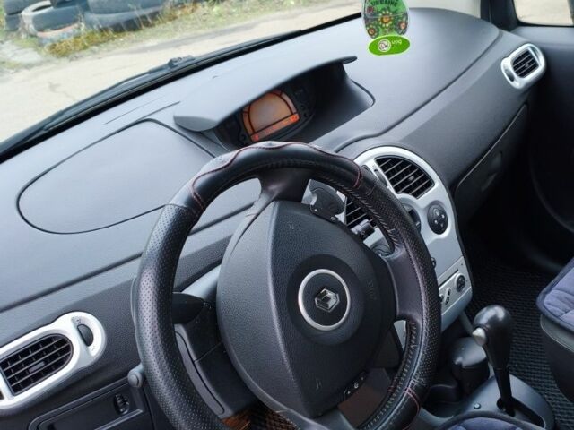 Серый Рено Модус, объемом двигателя 1.6 л и пробегом 189 тыс. км за 6500 $, фото 4 на Automoto.ua