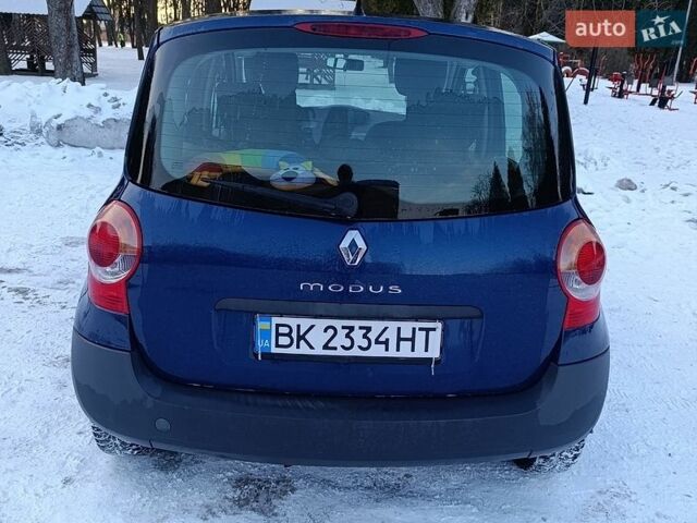 Синий Рено Модус, объемом двигателя 1.1 л и пробегом 196 тыс. км за 3900 $, фото 3 на Automoto.ua