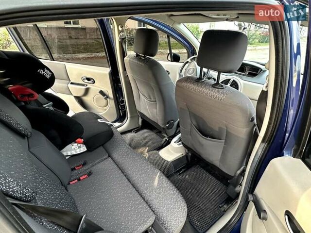 Синий Рено Модус, объемом двигателя 1.6 л и пробегом 218 тыс. км за 4500 $, фото 3 на Automoto.ua