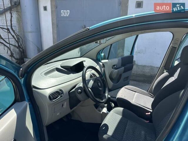 Синий Рено Модус, объемом двигателя 1.2 л и пробегом 180 тыс. км за 4100 $, фото 6 на Automoto.ua