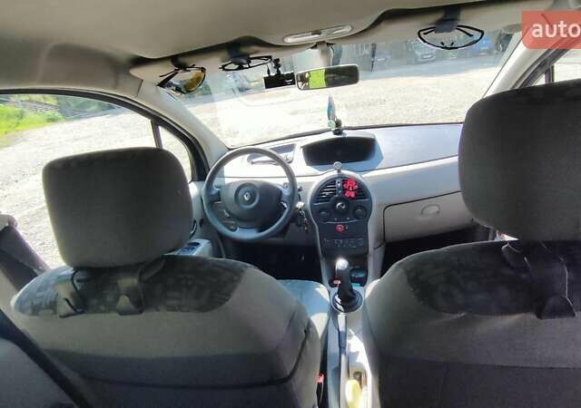 Синий Рено Модус, объемом двигателя 1.1 л и пробегом 223 тыс. км за 4150 $, фото 7 на Automoto.ua
