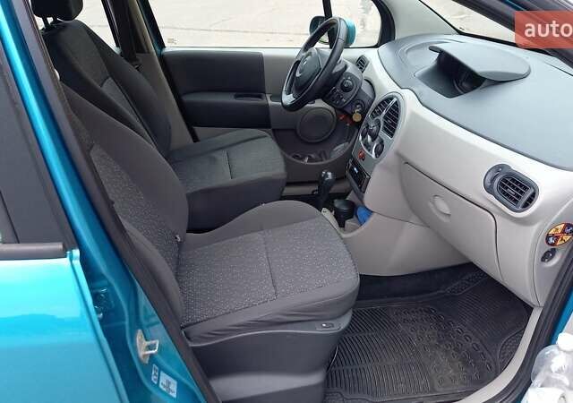 Синий Рено Модус, объемом двигателя 1.6 л и пробегом 170 тыс. км за 5500 $, фото 14 на Automoto.ua