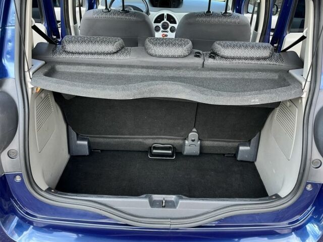 Синий Рено Модус, объемом двигателя 1.4 л и пробегом 198 тыс. км за 4699 $, фото 10 на Automoto.ua