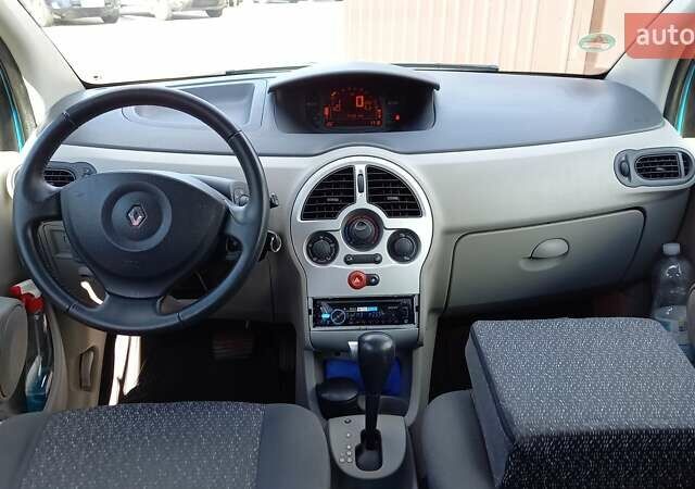 Синий Рено Модус, объемом двигателя 1.6 л и пробегом 171 тыс. км за 5400 $, фото 11 на Automoto.ua