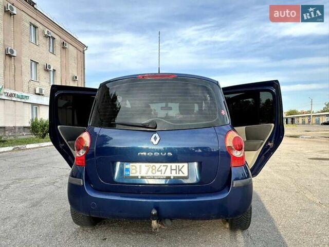Синий Рено Модус, объемом двигателя 1.6 л и пробегом 218 тыс. км за 4500 $, фото 7 на Automoto.ua