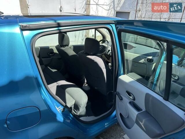 Синий Рено Модус, объемом двигателя 1.2 л и пробегом 180 тыс. км за 4100 $, фото 8 на Automoto.ua