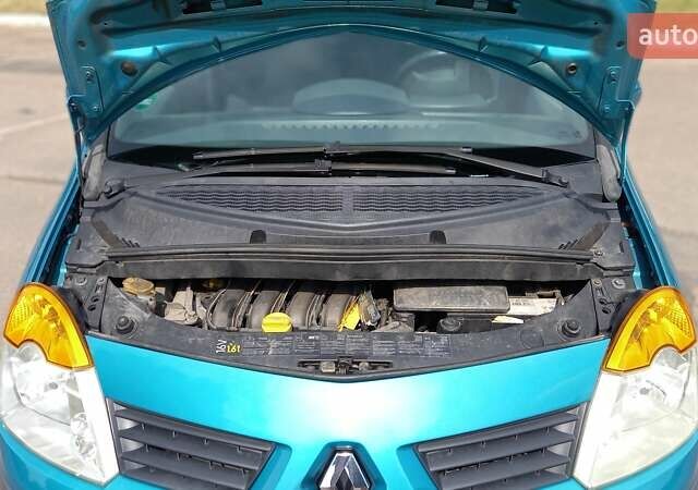 Синий Рено Модус, объемом двигателя 1.6 л и пробегом 170 тыс. км за 5500 $, фото 9 на Automoto.ua