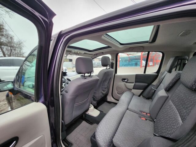 Синий Рено Модус, объемом двигателя 1.6 л и пробегом 204 тыс. км за 4650 $, фото 10 на Automoto.ua