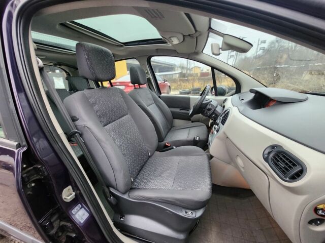 Синий Рено Модус, объемом двигателя 1.6 л и пробегом 204 тыс. км за 4650 $, фото 12 на Automoto.ua