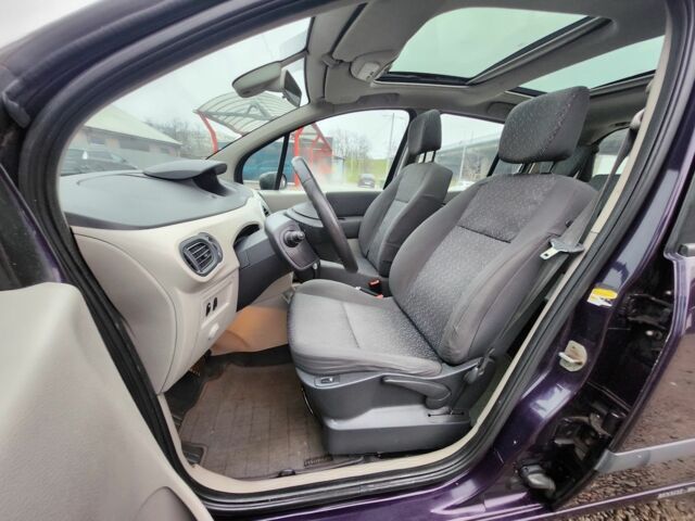 Синий Рено Модус, объемом двигателя 1.6 л и пробегом 204 тыс. км за 4650 $, фото 11 на Automoto.ua