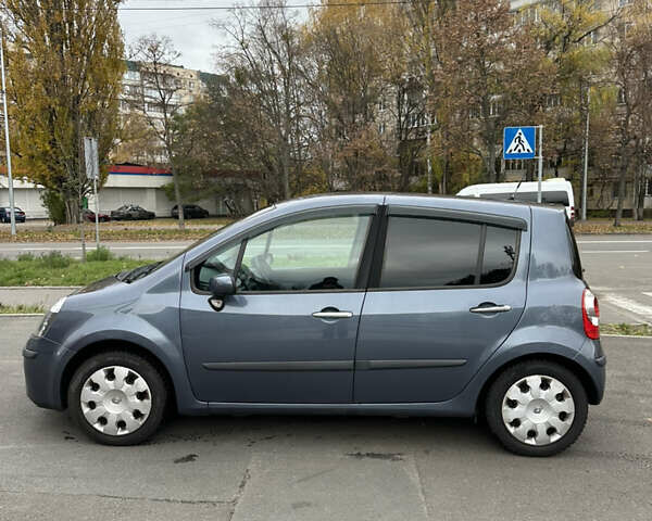 Синий Рено Модус, объемом двигателя 1.6 л и пробегом 181 тыс. км за 6250 $, фото 3 на Automoto.ua