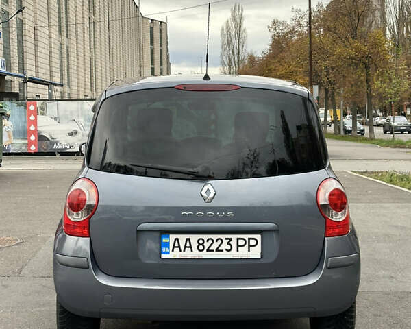 Синий Рено Модус, объемом двигателя 1.6 л и пробегом 181 тыс. км за 6250 $, фото 4 на Automoto.ua