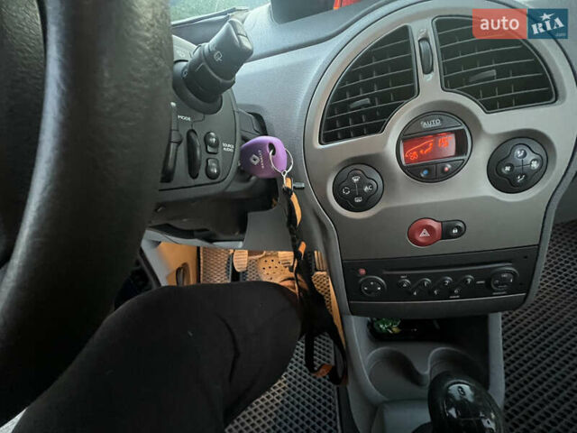 Синий Рено Модус, объемом двигателя 1.46 л и пробегом 206 тыс. км за 4350 $, фото 14 на Automoto.ua