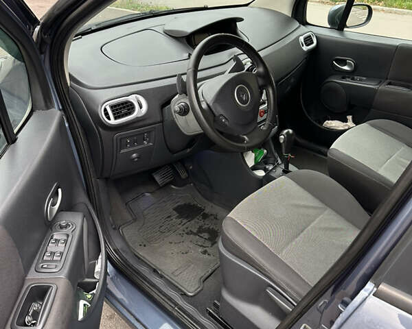 Синий Рено Модус, объемом двигателя 1.6 л и пробегом 181 тыс. км за 6250 $, фото 7 на Automoto.ua