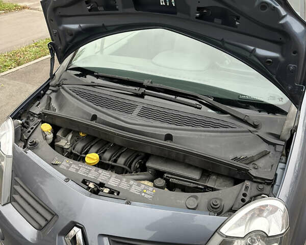 Синий Рено Модус, объемом двигателя 1.6 л и пробегом 181 тыс. км за 6250 $, фото 16 на Automoto.ua