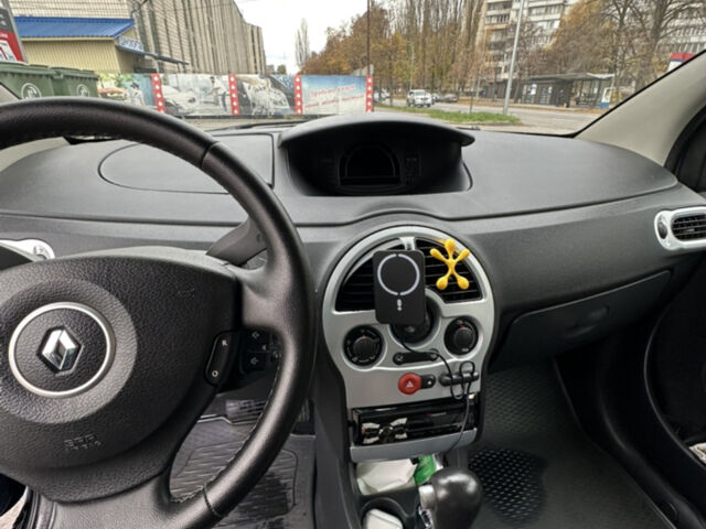 Синий Рено Модус, объемом двигателя 1.6 л и пробегом 185 тыс. км за 5000 $, фото 10 на Automoto.ua