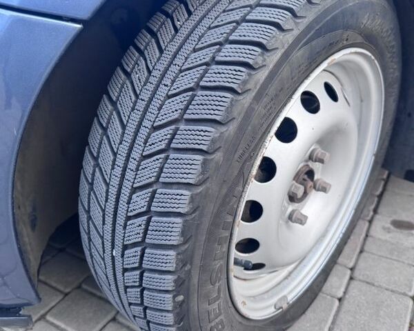 Синий Рено Модус, объемом двигателя 1.46 л и пробегом 160 тыс. км за 5200 $, фото 7 на Automoto.ua