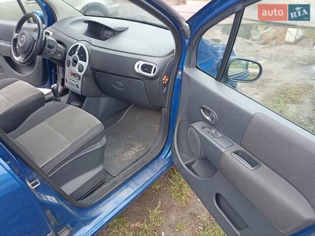 Синий Рено Модус, объемом двигателя 1.4 л и пробегом 178 тыс. км за 3200 $, фото 14 на Automoto.ua