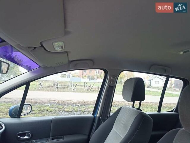 Синий Рено Модус, объемом двигателя 1.4 л и пробегом 178 тыс. км за 3200 $, фото 3 на Automoto.ua
