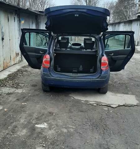 Синий Рено Модус, объемом двигателя 1.6 л и пробегом 105 тыс. км за 5400 $, фото 10 на Automoto.ua