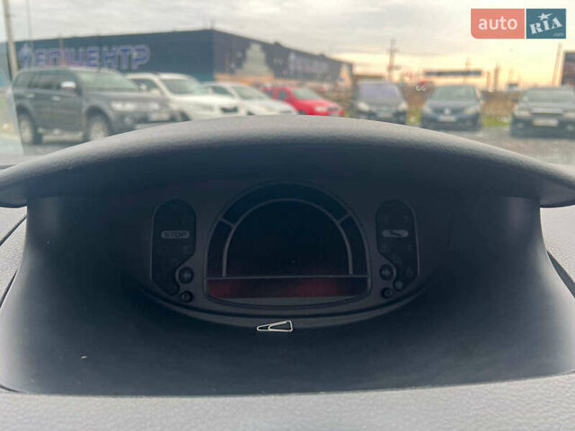 Синій Рено Модус, об'ємом двигуна 1.6 л та пробігом 105 тис. км за 3000 $, фото 19 на Automoto.ua