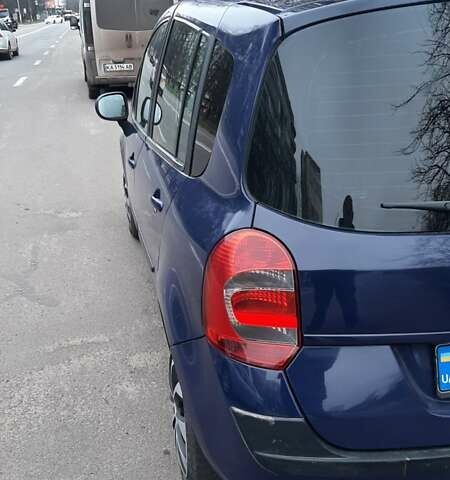 Синий Рено Модус, объемом двигателя 1.6 л и пробегом 105 тыс. км за 5400 $, фото 2 на Automoto.ua