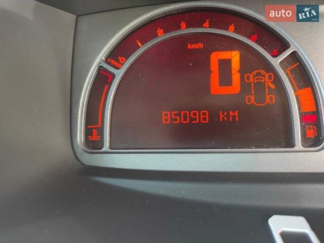 Синий Рено Модус, объемом двигателя 1.1 л и пробегом 85 тыс. км за 4800 $, фото 7 на Automoto.ua