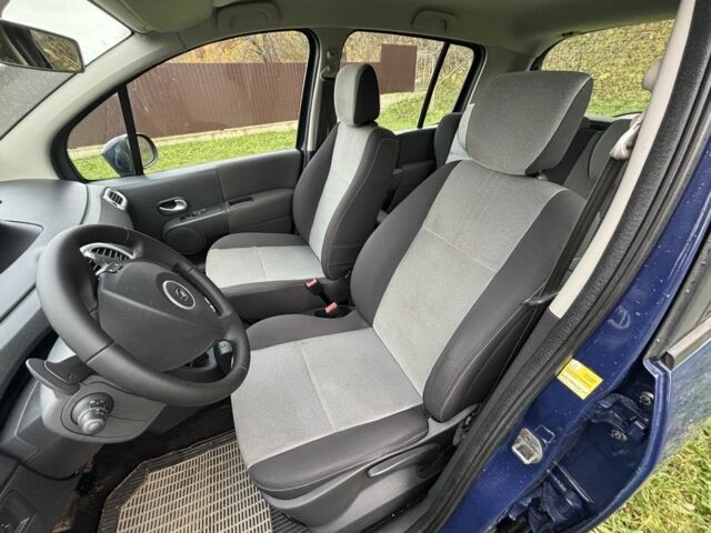 Синий Рено Модус, объемом двигателя 1.6 л и пробегом 159 тыс. км за 6150 $, фото 12 на Automoto.ua