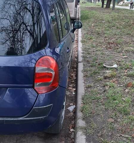 Синий Рено Модус, объемом двигателя 1.6 л и пробегом 105 тыс. км за 5400 $, фото 3 на Automoto.ua