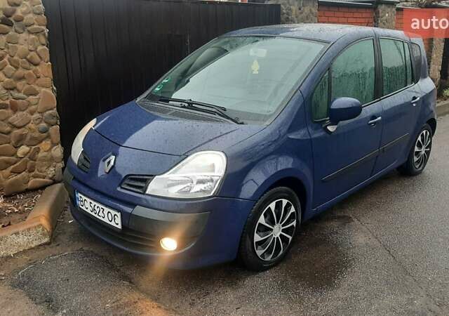 Синий Рено Модус, объемом двигателя 1.6 л и пробегом 105 тыс. км за 5400 $, фото 14 на Automoto.ua