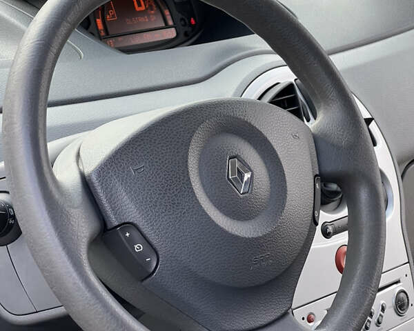 Рено Модус 2010 в Житомире на Automoto.ua Синий Рено Модус, объемом двигателя 1.6 л и пробегом 204 тыс. км за 6599 $, фото 23 на Automoto.ua