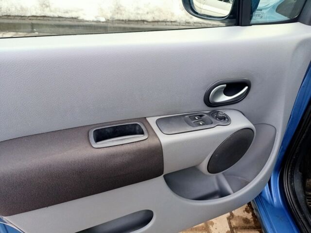 Синій Рено Модус, об'ємом двигуна 1.15 л та пробігом 196 тис. км за 3999 $, фото 22 на Automoto.ua