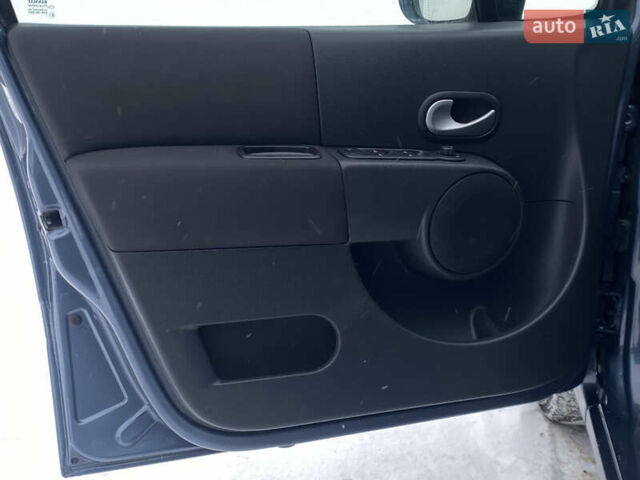 Синий Рено Модус, объемом двигателя 1.6 л и пробегом 213 тыс. км за 6900 $, фото 28 на Automoto.ua