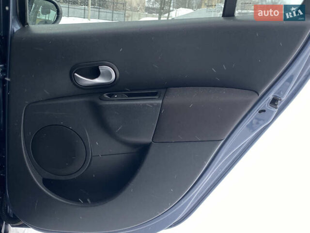 Синий Рено Модус, объемом двигателя 1.6 л и пробегом 213 тыс. км за 6900 $, фото 39 на Automoto.ua