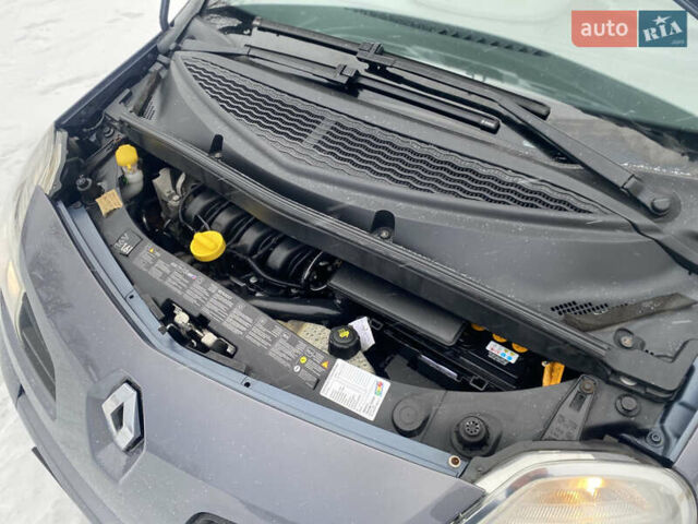 Синий Рено Модус, объемом двигателя 1.6 л и пробегом 213 тыс. км за 6900 $, фото 46 на Automoto.ua