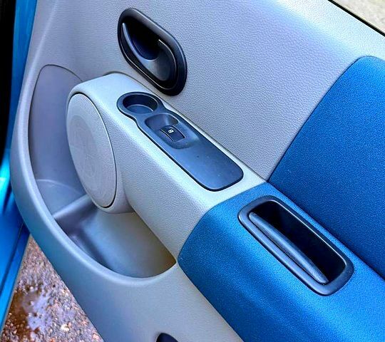 Синий Рено Модус, объемом двигателя 1.6 л и пробегом 135 тыс. км за 3700 $, фото 3 на Automoto.ua