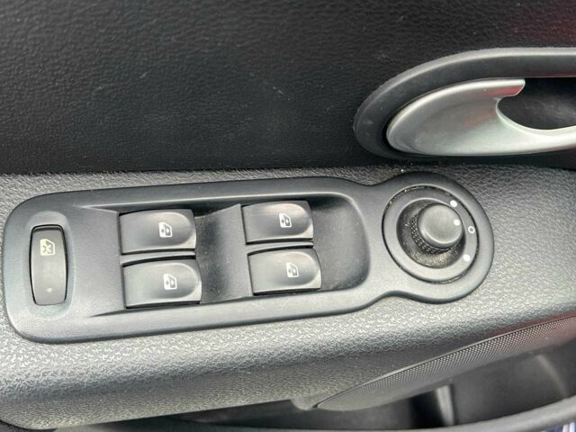 Синій Рено Модус, об'ємом двигуна 1.6 л та пробігом 105 тис. км за 4890 $, фото 11 на Automoto.ua