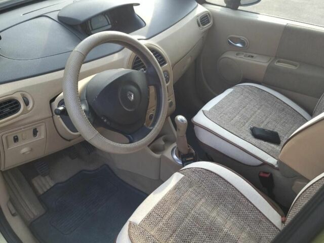 Зеленый Рено Модус, объемом двигателя 1.5 л и пробегом 311 тыс. км за 3200 $, фото 5 на Automoto.ua