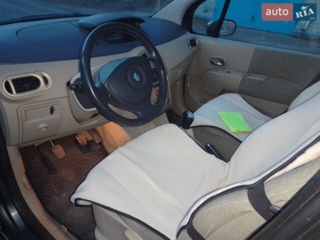 Зеленый Рено Модус, объемом двигателя 1.6 л и пробегом 180 тыс. км за 3800 $, фото 7 на Automoto.ua