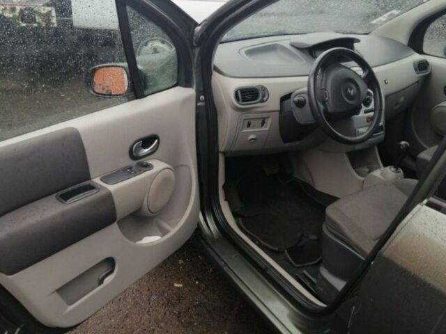 Зеленый Рено Модус, объемом двигателя 1.5 л и пробегом 226 тыс. км за 4500 $, фото 4 на Automoto.ua