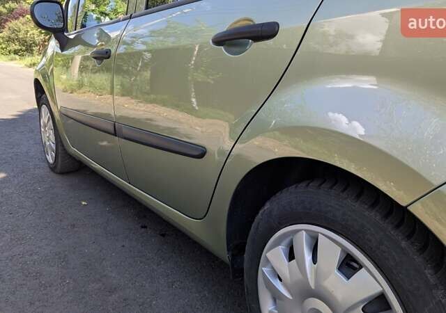 Зеленый Рено Модус, объемом двигателя 1.2 л и пробегом 99 тыс. км за 5600 $, фото 8 на Automoto.ua