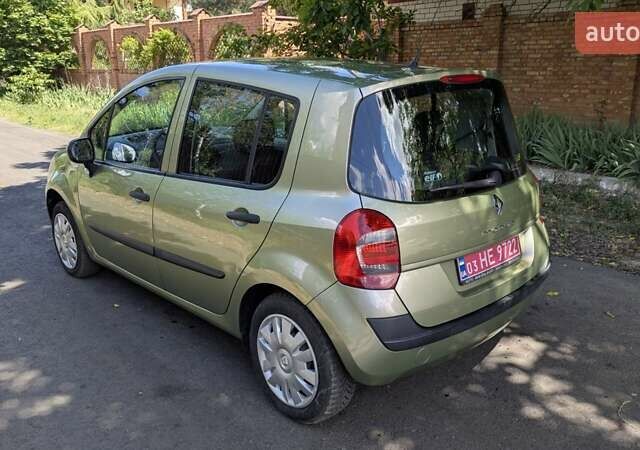 Зеленый Рено Модус, объемом двигателя 1.2 л и пробегом 99 тыс. км за 5600 $, фото 4 на Automoto.ua