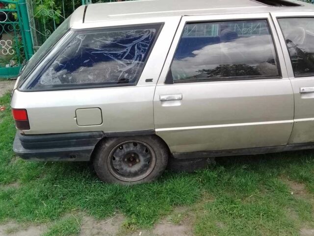 Сірий Рено Невада, об'ємом двигуна 0 л та пробігом 1000 тис. км за 224 $, фото 11 на Automoto.ua