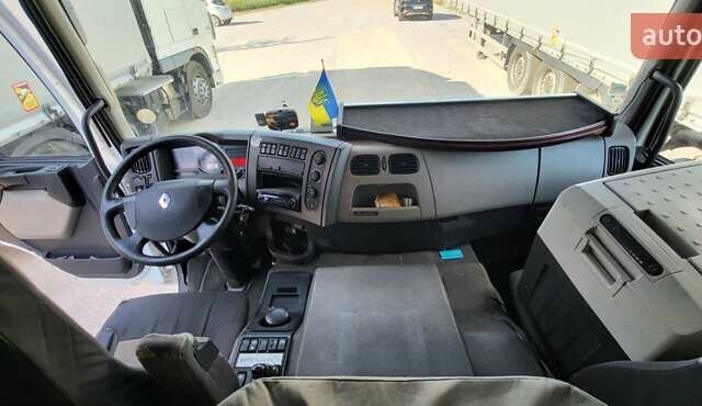 Белый Рено Премиум, объемом двигателя 10.84 л и пробегом 945 тыс. км за 49000 $, фото 20 на Automoto.ua