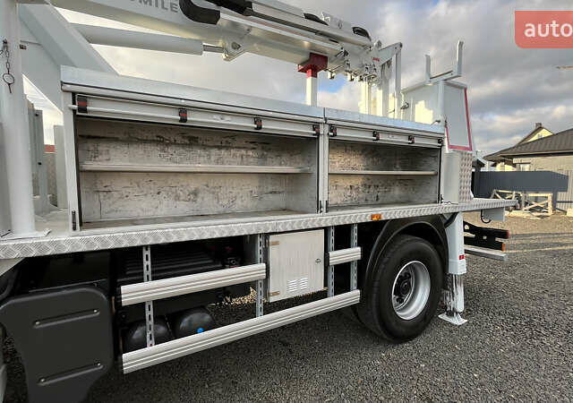 Белый Рено Премиум, объемом двигателя 7 л и пробегом 125 тыс. км за 57700 $, фото 47 на Automoto.ua