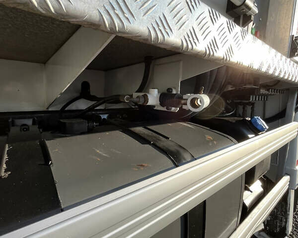 Белый Рено Премиум, объемом двигателя 7 л и пробегом 125 тыс. км за 57700 $, фото 34 на Automoto.ua